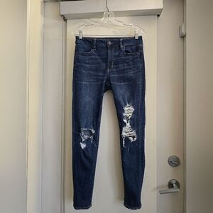 American Eagle Outfitters Distressed Super Stretch Ladies Jeans Size 10